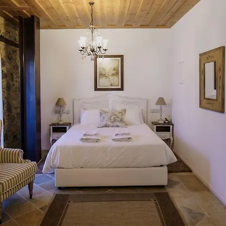 Aristotelio Boutique 4* 佩多拉斯