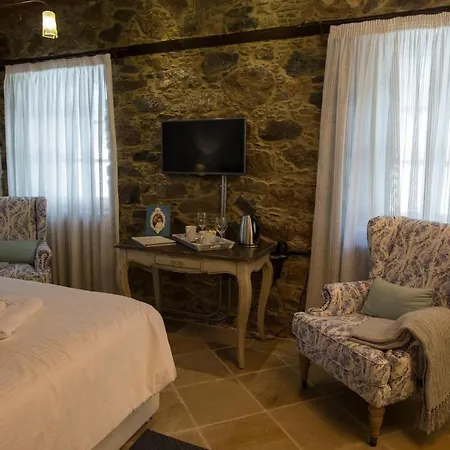 Bed & Breakfast Aristotelio Boutique Pedhoulas