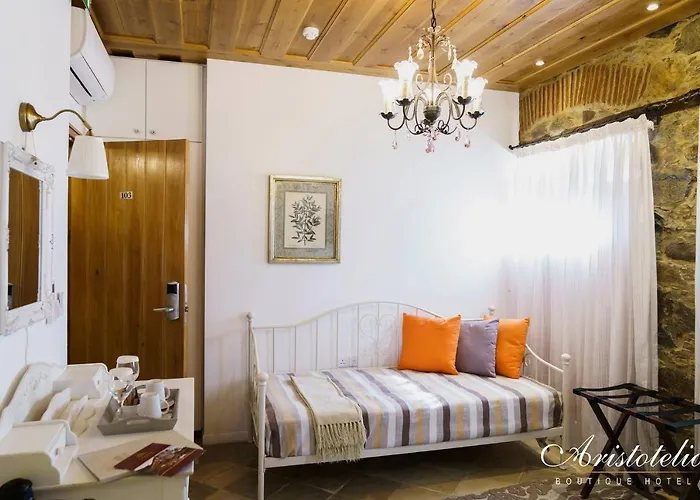 Bed and Breakfast αριστοτέλειο