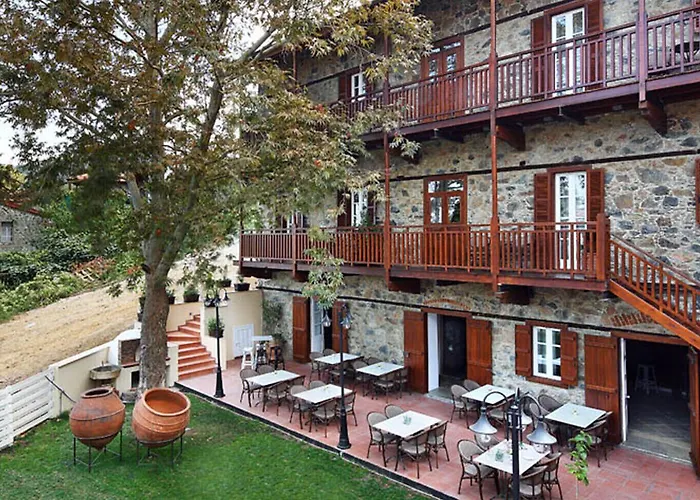 Bed and Breakfast αριστοτέλειο 4*