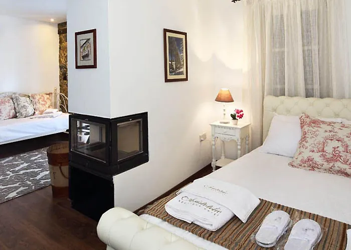 Aristotelio Boutique 4*